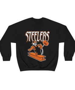 Pittsburgh Steelers HALLOWEEN Retro NFL Crewneck Sweatshirt Hoodie Shirt Gifts for NFL Fans