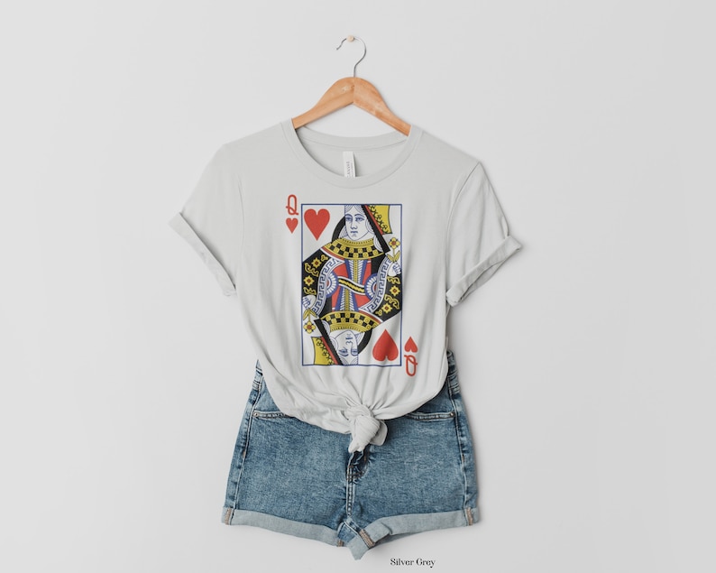 Queen of Hearts Graphic Tee Shirt for Women, Oversized Style Women's T-Shirt Vintage Feminist Tee, Playing Cards, tshirt, Gift for her - Image 3
