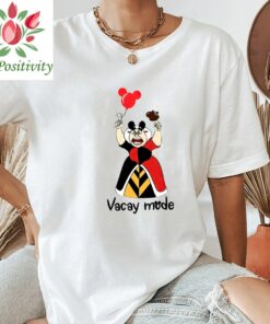 Queen of Hearts Vacay Mode T-Shirt Disney, Disney Shirt, Villains Shirt, Evil Queen Shirt, Disney Villains Shirt, Funny Disney Shirt
