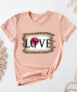 Retro Love Valentines Day Shirt for Women - Cute Heart Shirt Gift