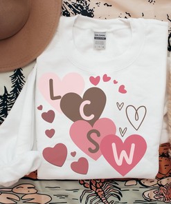 Retro Social Worker Sweatshirt Valentine's Day Social Worker Sweatshirt lcsw Sweater Licensed Clinical Social Worker Gift Valentine's Day