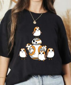 Star Wars Porgs Having Fun With BB-8 Portrait T-Shirt, Disneyland Family Party Gift, Galaxy's Edge Birthday Unisex Adult Shirt Kid Tee