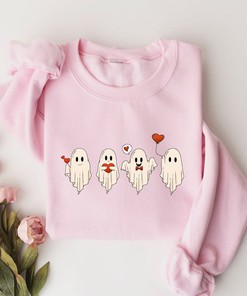 Valentine Sweatshirt, Valentines Day Sweatshirt, Valentines Ghost Sweatshirt, Cute Ghost Sweater, Valentines Gift, Spooky Valentine Crewneck