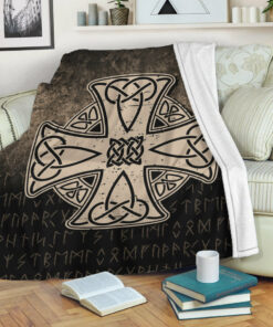 Viking Blanket Celtic Symbol Norse Mythology Valhalla Sherpa Fleece Blanket Gifts for Viking Lovers