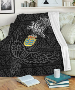 Viking Blanket Denmark Raven Viking Set Sherpa Fleece Blanket Gifts for Viking Lovers