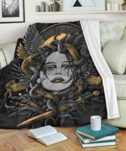 Viking Blanket Head Of Medusa Sherpa Fleece Blanket Gifts for Viking Lovers