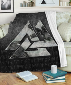 Viking Blanket Huginn Muninn Ravens from Odin Viking Sherpa Fleece Blanket Gifts for Viking Lovers
