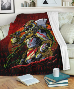 Viking Blanket Samurai Viking Warrior Ronin Berserk Armor Axe Sherpa Fleece Blanket Gifts for Viking Lovers