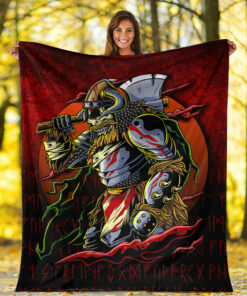 Viking Blanket Samurai Viking Warrior Ronin Berserk Armor Axe Sherpa Fleece Blanket Gifts for Viking Lovers