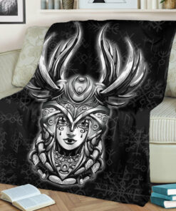 Viking Blanket Valkyrie Helmet Viking Sherpa Fleece Blanket Gifts for Viking Lovers