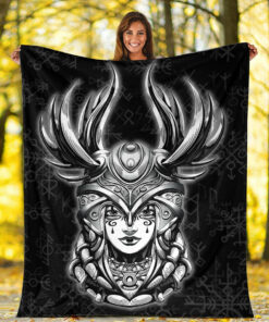 Viking Blanket Valkyrie Helmet Viking Sherpa Fleece Blanket Gifts for Viking Lovers