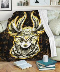 Viking Blanket Valkyrie Helmet Viking Sherpa Fleece Blanket Gifts for Viking Lovers Gold Version