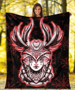 Viking Blanket Valkyrie Helmet Viking Sherpa Fleece Blanket Gifts for Viking Lovers Red Version