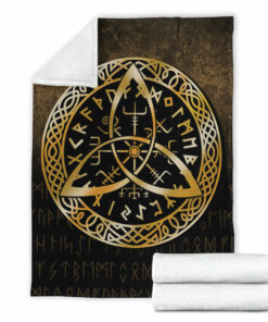 Viking Blanket Vegvisir Nordic Viking Rune Gold Version Sherpa Fleece Blanket Gifts for Viking Lovers