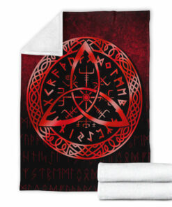 Viking Blanket Vegvisir Nordic Viking Rune Red Version Sherpa Fleece Blanket Gifts for Viking Lovers