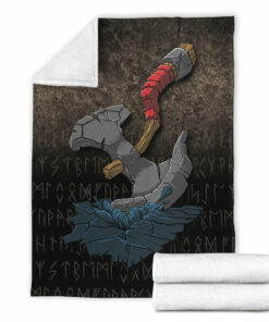 Viking Blanket Viking Axe Norse Mythology Sherpa Fleece Blanket Gifts for Viking Lovers
