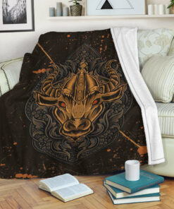 Viking Blanket Viking Bull Head Brush Pattern Sherpa Fleece Blanket Gifts for Viking Lovers