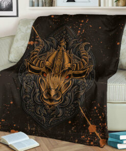 Viking Blanket Viking Bull Head Brush Pattern Sherpa Fleece Blanket Gifts for Viking Lovers