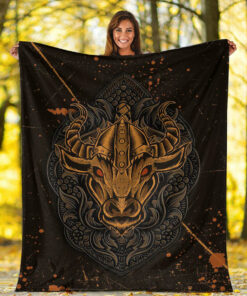 Viking Blanket Viking Bull Head Brush Pattern Sherpa Fleece Blanket Gifts for Viking Lovers