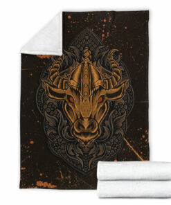 Viking Blanket Viking Bull Head Brush Pattern Sherpa Fleece Blanket Gifts for Viking Lovers