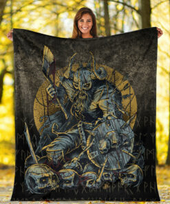 Viking Blanket Viking Warrior with Skulls Sherpa Fleece Blanket Gifts for Viking Lovers