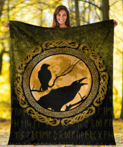 Viking Blanket Vikings Huginn Muninn Odin’s Ravens Gold Version Sherpa Fleece Blanket Gifts for Viking Lovers