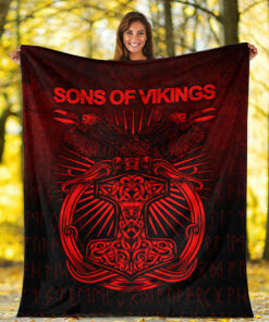 Viking Blanket Vikings Ravens Mjolnir Red Version Sherpa Fleece Blanket Gifts for Viking Lovers
