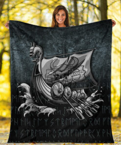 Viking Norse Style Blanket Victory or Valhalla Drakkar Sherpa Fleece Blanket Gifts for Viking Lovers