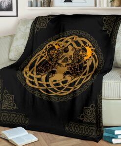 Viking Skoll and Haiti Blanket