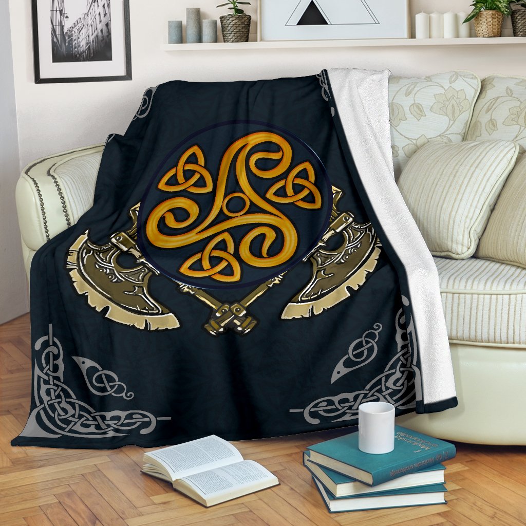 Viking Style Axe Sherpa Fleece Blanket Gifts for Viking Lovers