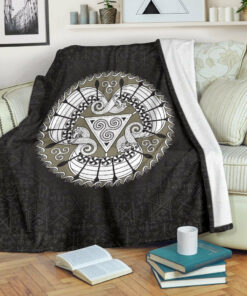 Viking Style Drakkar Sherpa Fleece Blanket Gifts for Viking Lovers