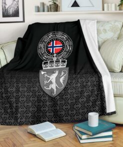 Viking Style Sherpa Fleece Blanket Gifts for Viking Lovers Norway Coat Of Arms