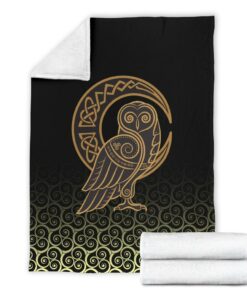 Viking Style Sherpa Fleece Blanket Gifts for Viking Lovers Owl Celtic On Triskels Background