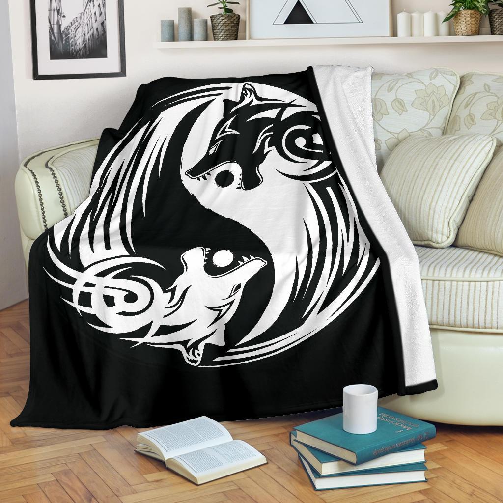 Viking Style Sherpa Fleece Blanket Gifts for Viking Lovers Ying Yang Wolf