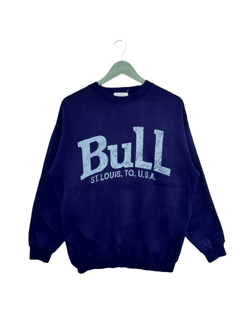 Vintage Bull Sweatshirt Hoodie Shirt Gifts for Fans