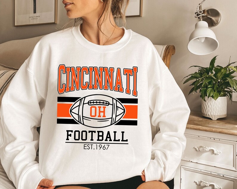 Vintage Cincinnati Football Sweatshirt, Retro Cincinnati Football Crewneck Sweatshirt, American Football Fan, NFL Shirt - Image 3