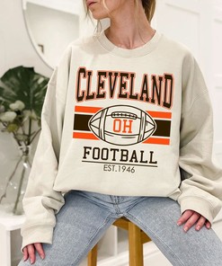 Vintage Cleveland Football Sweatshirt, Retro Cleveland Football Crewneck Sweatshirt, American Football Fan, NFL Shirt