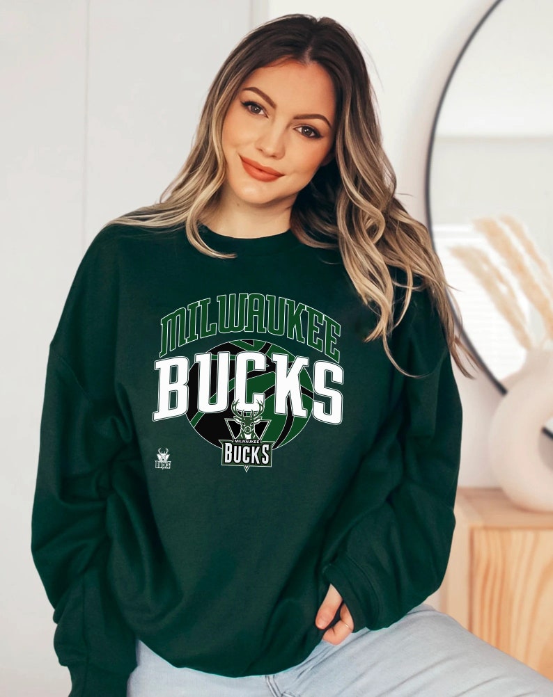 Vintage NBA Milwaukee Bucks Logo Sweatshirt, NBA Basketball Shirt, 2022–23 Basketball Unisex T-shirt Sweater Hoodie Gifts for NBA Fans - Image 2