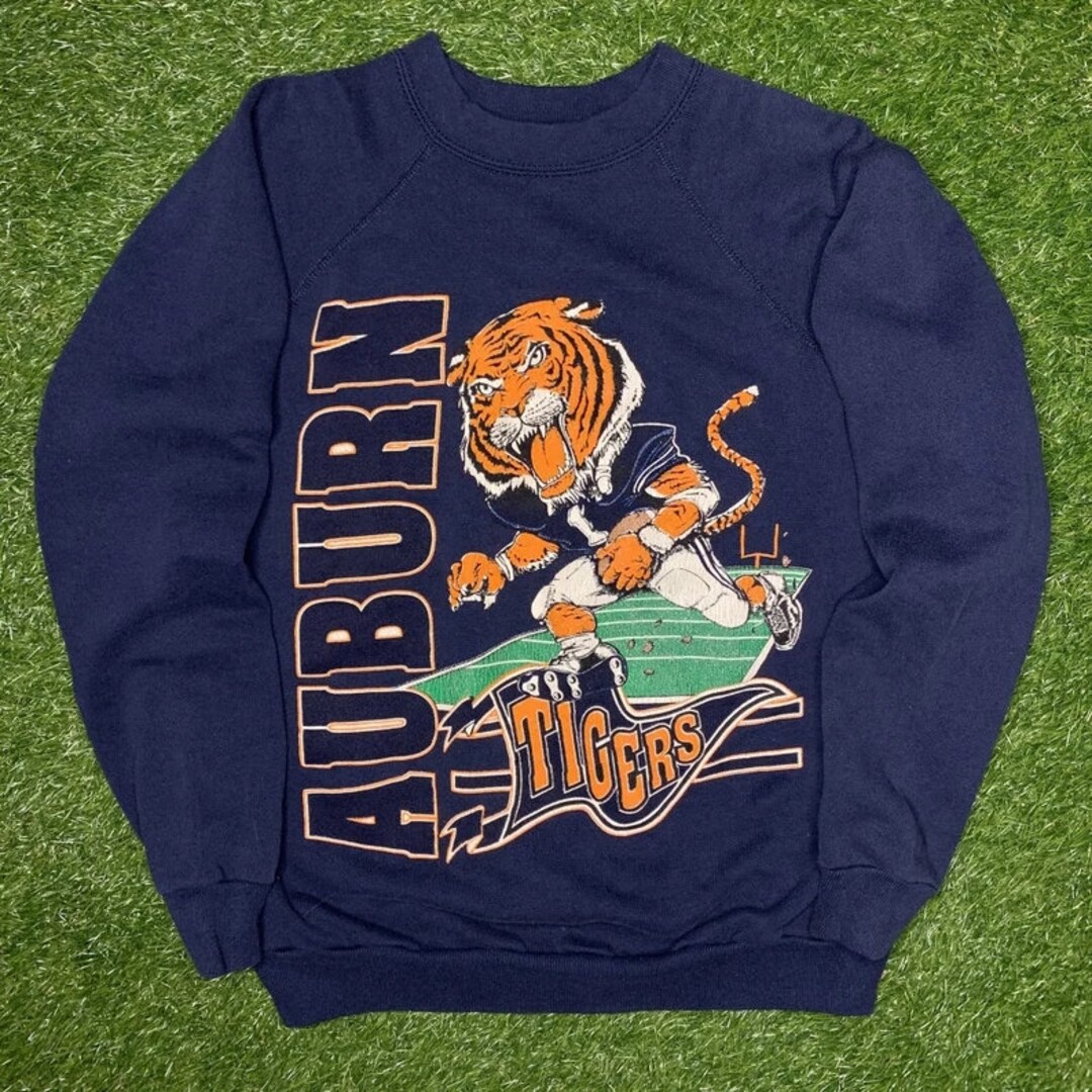 Vintage NCAA Auburn Tigers Football Sweatshirt, Auburn Tigers Shirt, Auburn University Shirt, Unisex T-Shirt Sweatshirt, Vintage Shirt