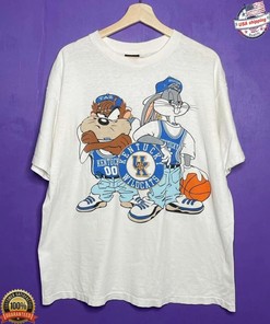 Vintage NCAA Kentucky Wildcats Looney Tunes T-Shirt, Kentucky Wildcats Shirt, University of Kentucky, Unisex Shirt, Vintage Shirt