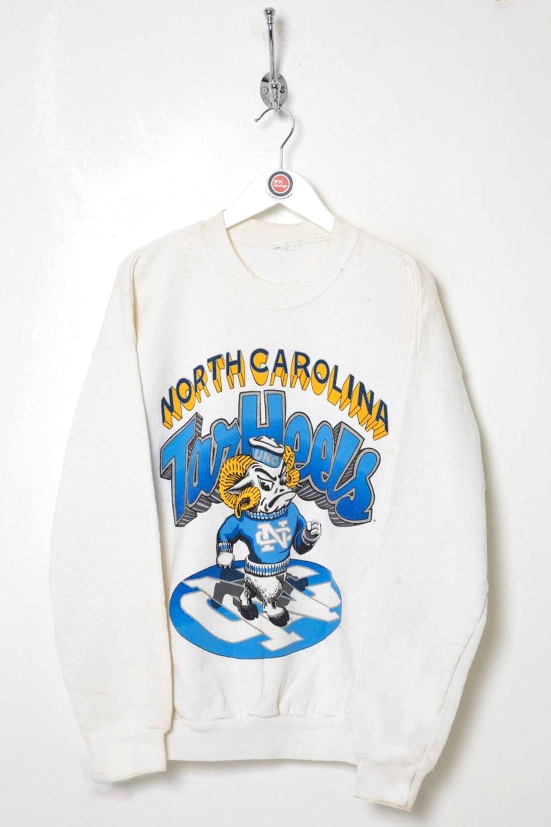Vintage NCAA North Carolina Tar Heels Logo Mascot Sweatshirt, University of North Carolina Shirt, College, Unisex T-shirt Sweater Hoodie