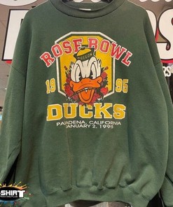 Vintage NCAA Oregon Ducks Logo Sweatshirt, Oregon Ducks Shirt, University of Oregon, NCAA Shirt, Vintage Shirt, Unisex T-shirt Sweatshirt