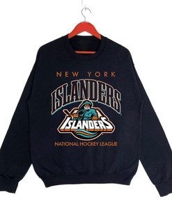 Vintage NHL New York Islanders Logo Sweatshirt, Ice Hockey Shirt, Hockey Fan, National Hockey League, Unisex T-shirt Sweater Hoodie