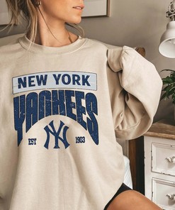 Vintage New York Yankees EST 1903 Sweatshirt, Baseball 2022 Shirt, MLB Vintage Tee, World Series, Unisex T-shirt Sweater Hoodie