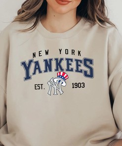 Vintage New York Yankees EST 1903 Sweatshirt, Baseball 2022 Shirt, MLB Vintage Tee, World Series, Unisex T-shirt Sweater Hoodie Gifts for Fans