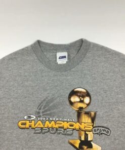 Vintage SA Spurs 2003 NBA Finals Champions Tshirt Sweatshirt Hoodie Crewneck Sweatshirt Pullover Reprinted Full Color Full Size Gifts for NBA Fans