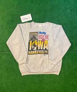 Vintage Style 1991 Iowa Hawkeyes Football Sweatshirt Hoodie T-Shirt Gifts For Fans