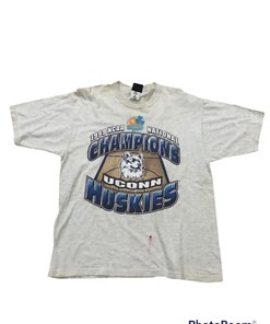 Vintage Style 1999 NCAA National Champions Uconn Huskies T-Shirt Sweatshirt Pullover Hoodie Reprinted Full Color Full Size Gift For NCAA Fans