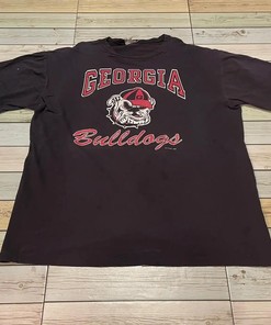 Vintage Style 80’s Georgia Bulldogs NCAA Football Sport T-Shirt Sweatshirt Pullover Hoodie Reprinted Full Color Full Size Gift For NCAA Fans