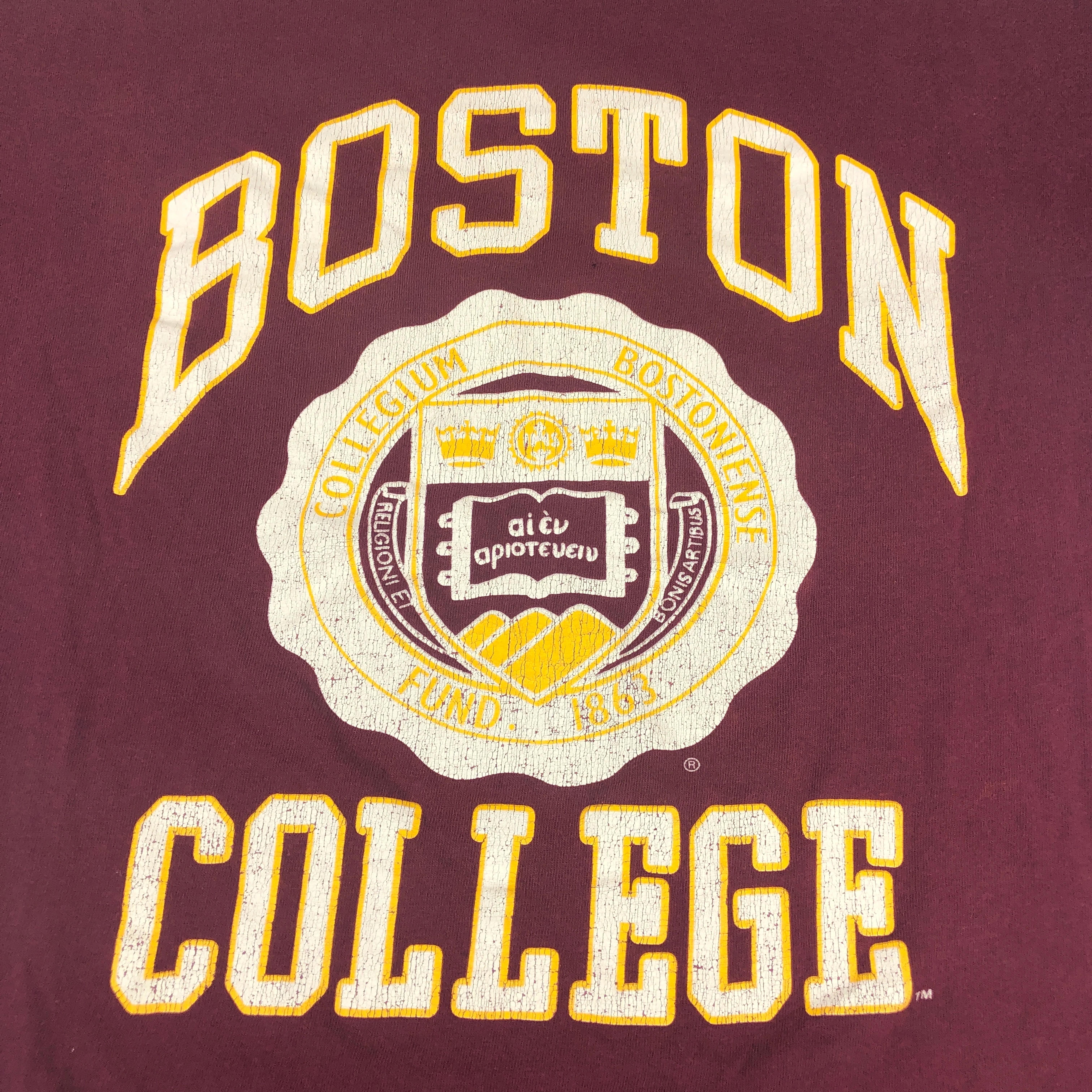 Vintage Style Boston College Eagles Red Thrashed Short Sleeve T-Shirt Sweatshirt Crewneck Hoodie Full Size Gifts For NCAA - Image 2